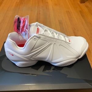 Supreme Nike Courtposite Shoe White Size 7.5 NEW